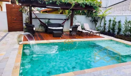 Casa com 4 dormitórios à venda, 314 m² por R$ 1.700.000,00 - Condomínio Fiorella - Valinhos/SP