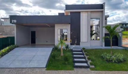 Casa com 3 dormitórios à venda, 214 m² por R$ 2.690.000,00 - Loteamento Residencial Arborais - Campinas/SP
