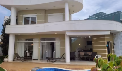 Casa com 4 dormitórios à venda, 220 m² por R$ 2.500.000,00 - Swiss Park - Campinas/SP
