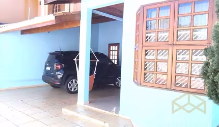 Casa com 4 dormitórios à venda, 165 m² por R$ 850.000,00 - Cidade Universitária - Campinas/SP
