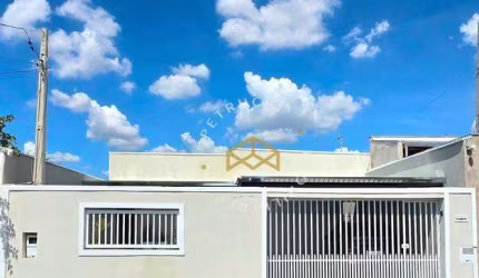 Casa com 3 dormitórios à venda, 130 m² por R$ 880.000,00 - Jardim García - Campinas/SP