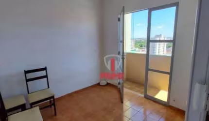Apartamento à venda no Edifício Dr. Jorge Dib Abussafe no centro de Londrina.
