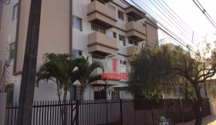 Apartamento à venda no Portal de Versalhes I em Londrina. Com um quarto, sala, cozinha, área de serviço, banheiro social, uma vaga de garagem e ótima