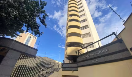 Apartamento à venda no Edifício Costa do Caribe no centro de Londrina. Cobertura, central em ótima localização com 3 quartos sendo 1 suíte e 1 master