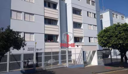 Apartamento à venda no Edifício Aritana no Dom Bosco em Londrina. Com 3 quartos, sendo uma suíte, banheiro social, sala para 2 ambientes, cozinha e la