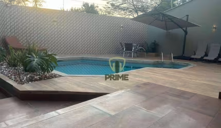 Sobrado à venda no Jardim Andrade em Londrina. Sala com pé direito duplo.  *** Estuda até 50% de permuta para negócio. ***