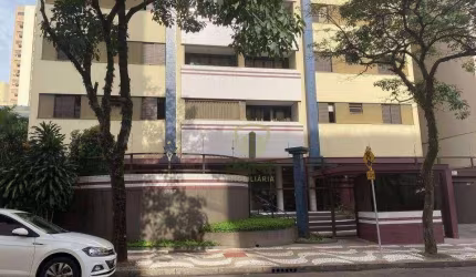 Apartamento à venda no Edifício Le Jardin em Londrina. Central com 3 quartos, sendo 2 suítes, sala 2 ambientes, sacada, completo de armários e 2 gar.