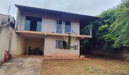 Sobrado residencial à venda no Jardim São Tomás em Londrina.  - Zona Norte.