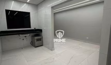 Casa à venda no Bairro Montecatini em Londrina. Casa Geminada Impecável com 75m, com 3 quartos e 1 suíte, acabamento alto padrão.