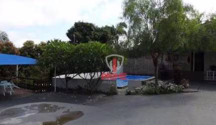 Chácara à venda no Parque das indústrias em Londrina.   - Com 5.000 m² contendo casa sede com cômodos divididos, saída para Curitiba.
