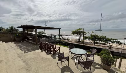 Casa com 6 quartos à venda na Avenida Nereu Ramos, 946, Centro, Balneário Piçarras por R$ 6.000.000