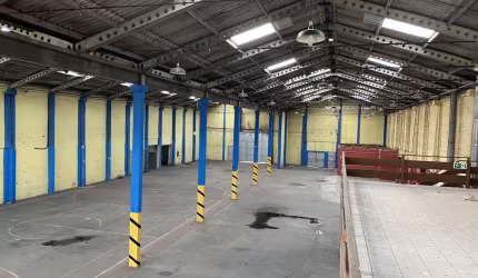 Ponto comercial para alugar na Rua Professor Leônidas Ferreira da Costa, 161, Parolin, Curitiba por R$ 30.000