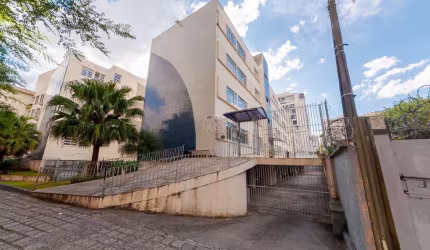 Apartamento com 4 quartos à venda na Avenida Presidente Getúlio Vargas, 2350, Água Verde, Curitiba, 103 m2 por R$ 470.000