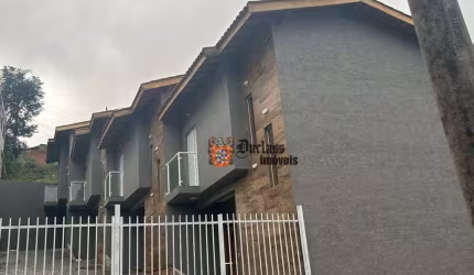 Sobrado com 2 dormitórios à venda, 67 m² por R$ 320.000,00 - Parque Hortensia - Bom Jesus dos Perdões/SP