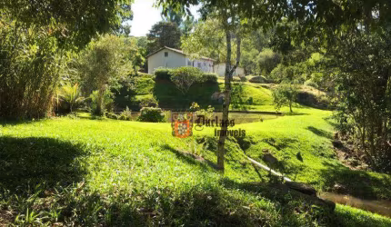 Sítio com 3 dormitórios à venda, 25000 m² por R$ 949.000 - Mato Dentro- Camanducaia/MG