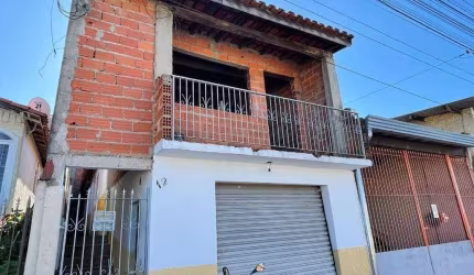 Sobrado à venda no Bairro Cajuru em, Sorocaba/SP