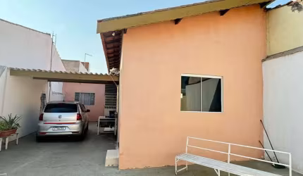 Casa térrea com edícula a venda no Bairro Jardim Santa Madre Paulina em Sorocaba/SP