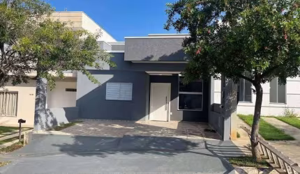 Linda Casa à venda no Condomínio Horto Florestal III em, Sorocaba/SP