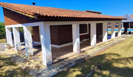 Sítio com granja á venda em Itapetininga/SP