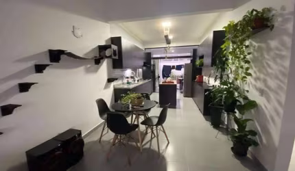 Linda Casa à venda no Condomínio Horto Florestal Villagio em, Sorocaba/SP