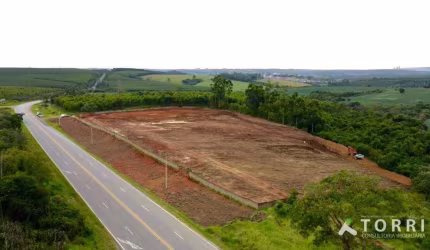 Área comercial á venda em Salto de Pirapora/SP