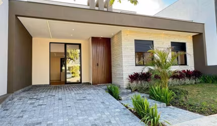 Casa com 3 dormitórios à venda, 124 m² por R$ 950.000,00 - Condomínio Terras de São Francisco - Sorocaba/SP