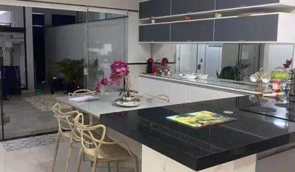Sobrado com 3 dormitórios à venda, 180 m² por R$ 900.000,00 - Jardim Emília - Sorocaba/SP