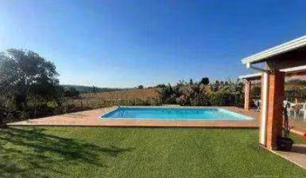 Chácara com 4 dormitórios à venda, 850 m² por R$ 675.000,00 - Centro - Araçoiaba da Serra/SP