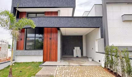Linda Casa com piscina à venda no Condomínio Villagio Ipanema I, em Sorocaba/SP.