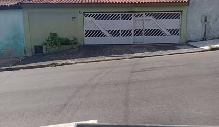 Casa à venda no Bairro Vila Haro em, Sorocaba/SP