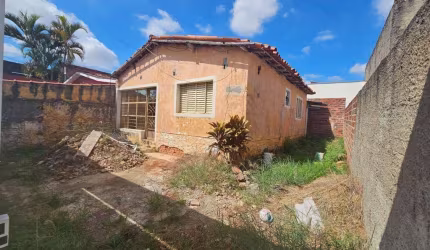 Terreno com casa na frente e 06 kitnets no fundo a venda no Bairro Vila Angélica em Sorocaba/sp