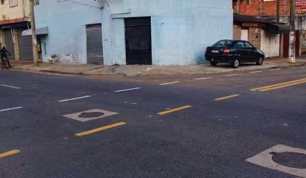 Casa com salão em baixo à venda no Bairro Vitória Régia 3 , em Sorocaba/SP