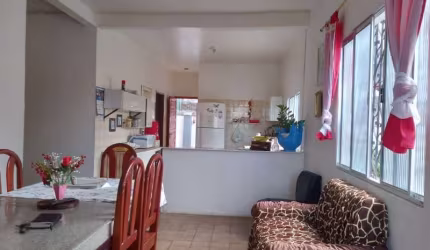 Casa com 5 quartos à venda na Rua Menandro, 509, Santo Antônio, Manaus, 200 m2 por R$ 450.000