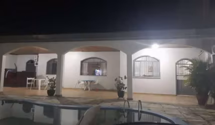 Casa em condomínio fechado com 4 quartos à venda na Conjunto dos Advogados, Ponta Negra, Manaus, 325 m2 por R$ 750.000