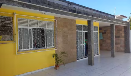 Casa comercial com 3 salas à venda na Rua das Safiras, Nossa Senhora das Graças, Manaus, 274 m2 por R$ 700.000