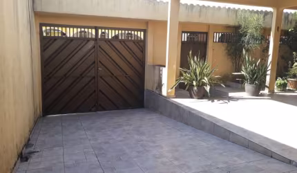 Casa com 4 quartos à venda na Rua Guamirim, 10, Cidade Nova, Manaus, 300 m2 por R$ 550.000