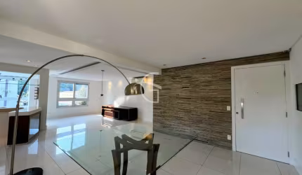 EXCELENTE APARTAMENTO NO ATIRADORES COM 3 SUÍTES E 3 VAGAS DE GARAGEM