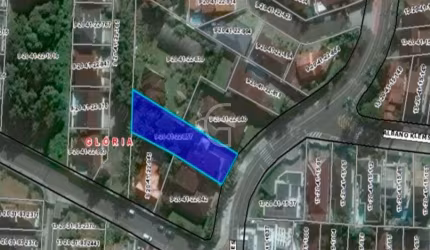 Terreno no Glória com 816 m².