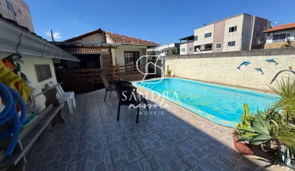 Casa à venda no bairro Ingleses do Rio Vermelho - Florianópolis/SC