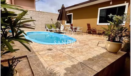 Casa à venda no bairro Ingleses do Rio Vermelho - Florianópolis/SC