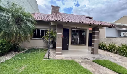 Vendo casa bairro Moinhos de Vento em Canoas.