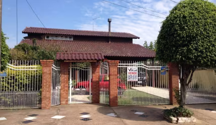 Sobrado com 4 dormitórios à venda, 280 m² - Rio Branco - Canoas/RS
