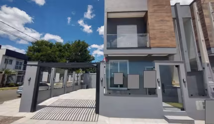 Excelente sobrado de esquina com 2 suítes no bairro Montserrat - Canoas