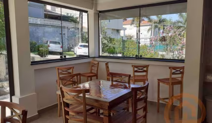 Casa com 3 dormitórios à venda, 175 m² por R$ 690.000,00 - Jardim Caxambu - Jundiaí/SP