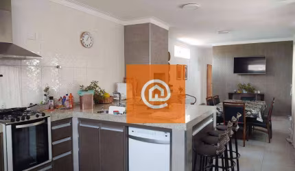 Casa com 5 dormitórios à venda, 250 m² por R$ 1.060.000,00 - Jardim Messina - Jundiaí/SP