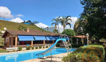 Chácara com 5 dormitórios à venda, 2 m² por R$ 1.450.000,00 - Bairro dos Pintos - Itatiba/SP