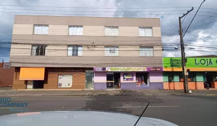 Apartamento com 3 dormitórios para alugar, 100 m² por R$ 2.500,00/mês - Centro - Irati/PR
