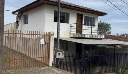 Apartamento com 2 dormitórios para alugar, 58 m² por R$ 700,00/mês - Ouro Verde - Irati/PR