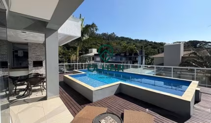 Casa em condomínio fechado com 3 quartos para alugar na Estrada Caminho dos Açores, 757, Santo Antônio de Lisboa, Florianópolis por R$ 17.000