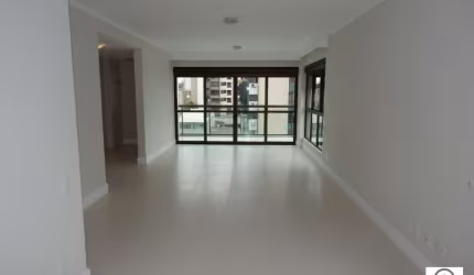 Kitnet / Stúdio para alugar na Rua Desembargador Arno Hoeschl, 290, Centro, Florianópolis por R$ 7.066